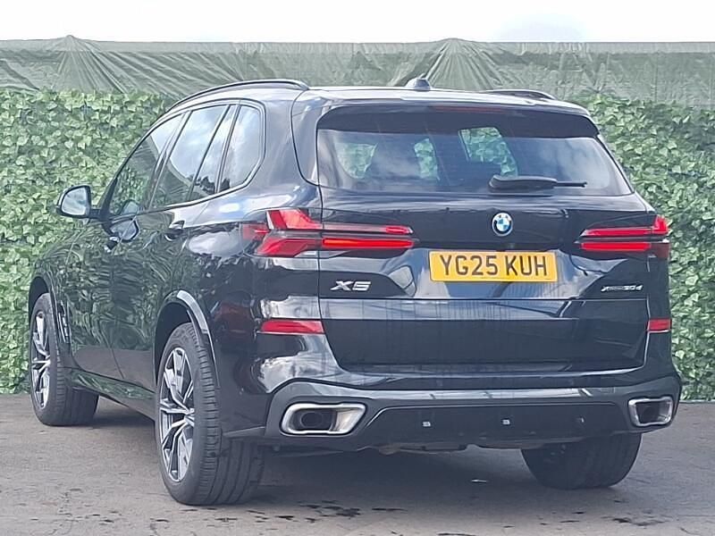 Gebraucht BMW X5 M Sport 298 PS (219 kW) 2025 Schwarz SUV