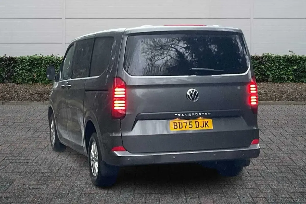 Used VW T7 Pro 2025 Graphite dust Van