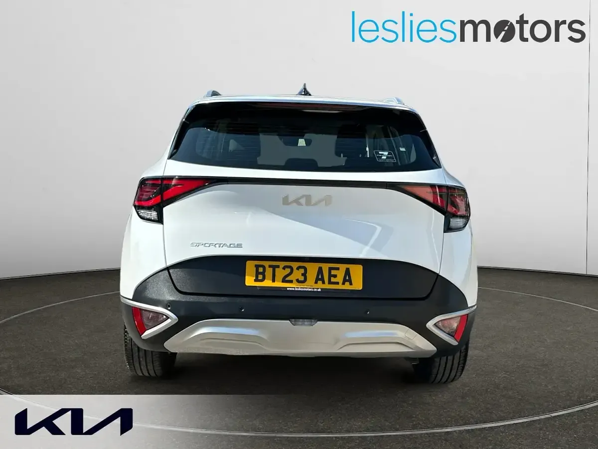 Used Kia Sportage 2023 White SUV