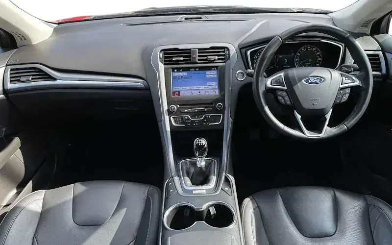 Used Ford Mondeo Titanium 160 HP (117 kW) 2017 Black Hatchback