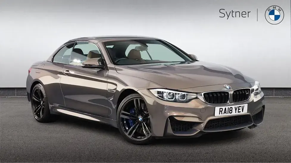 Used BMW M4 Cabriolet Comfort Edition 425 HP (312 kW) 2018 Beige Cabriolet