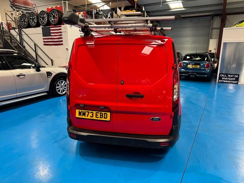 Used Ford Transit Connect 100 HP (73 kW) 2024 Red MPV