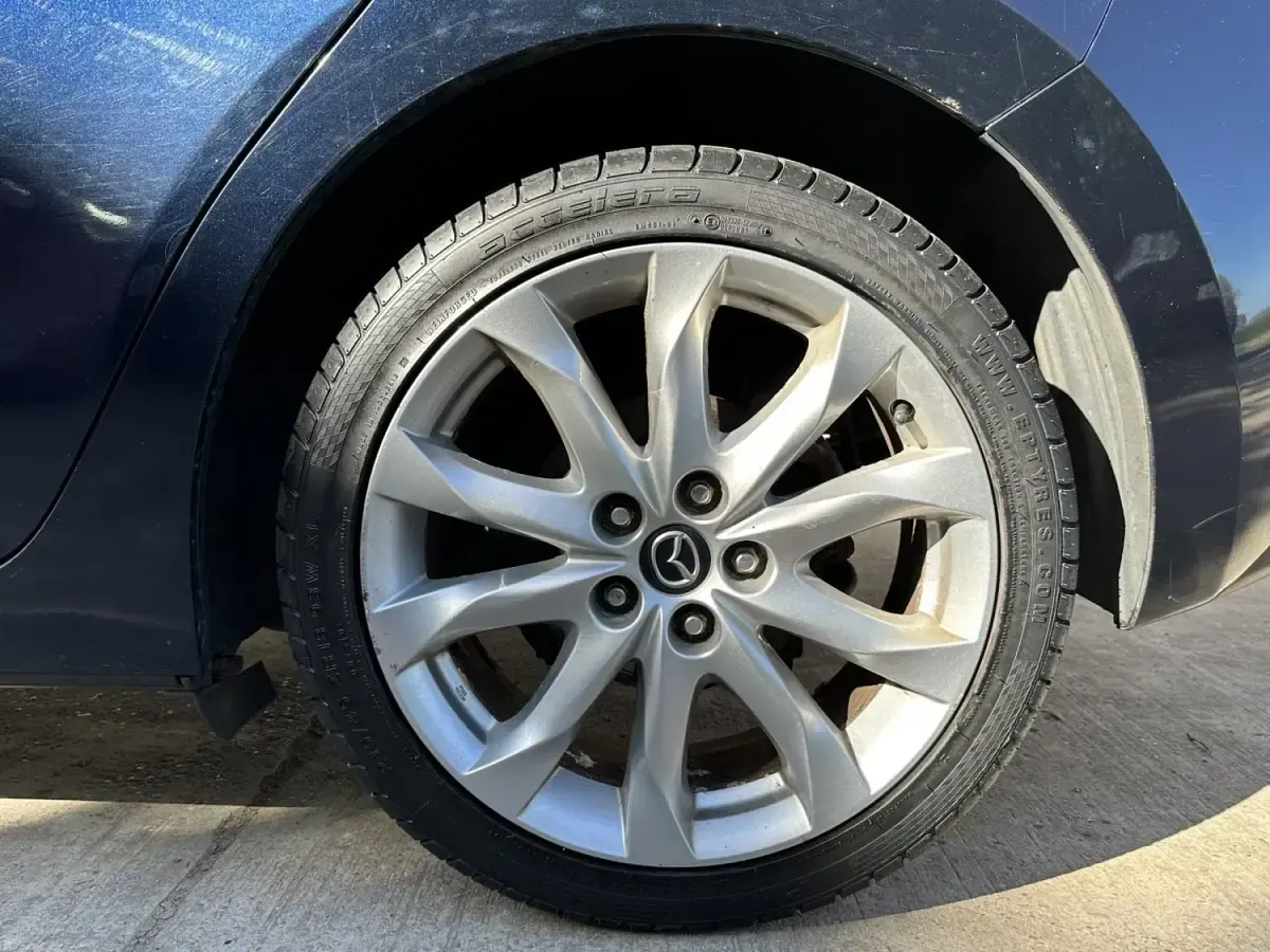 Usado Mazda 3 Inclusive 165 CV (121 kW) 2014 Azul Utilitario