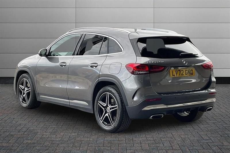Używany Mercedes GLA220 Executive 190 KM (139 kW) 2022 Szary SUV