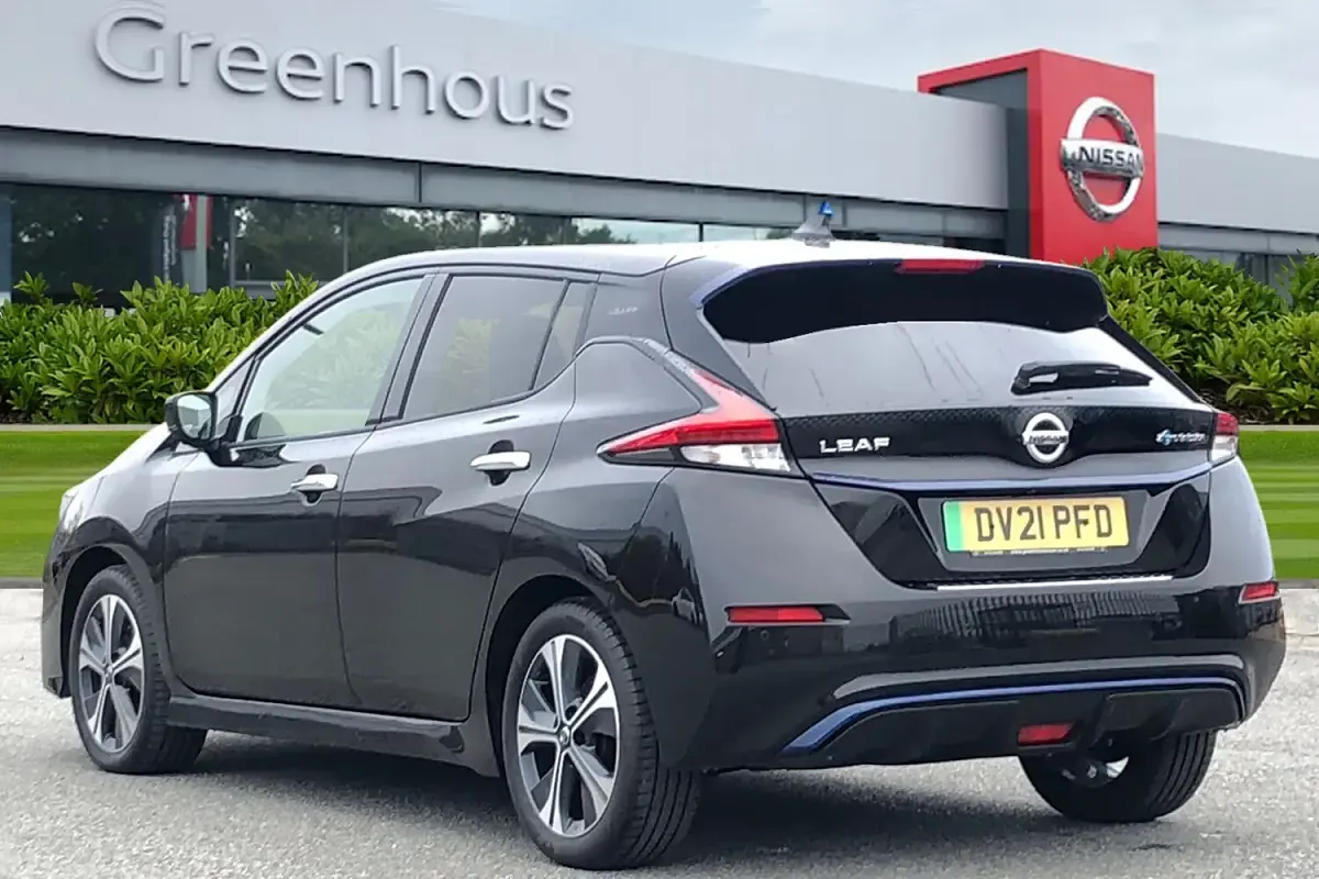Used Nissan Leaf 110 kW (150 HP) 2021 Black Hatchback