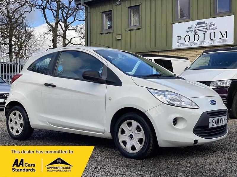 White Used 2011 Ford Ka Studio Hatchback | £2,490 (Fair price) - Image 1/3
