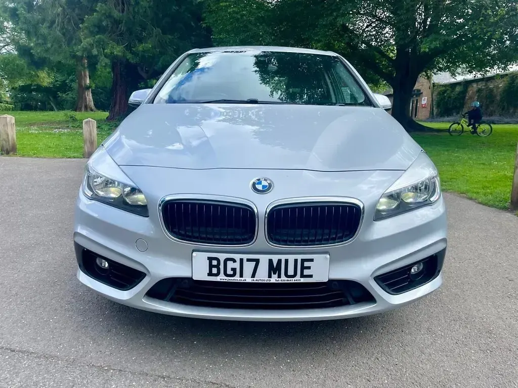 Used BMW 218 Basis 136 HP (100 kW) 2017 Silver MPV