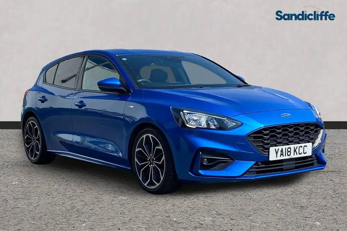 Begagnad Ford Focus ST-Line X 125 HK (91 kW) 2020 Halvkombi