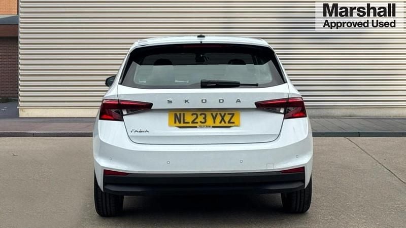 Used Skoda Fabia Comfort 80 HP (58 kW) 2023 White Hatchback