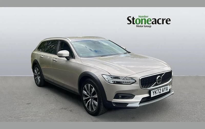 Used Volvo V90 CC Plus 232 HP (170 kW) 2022 Other Estate