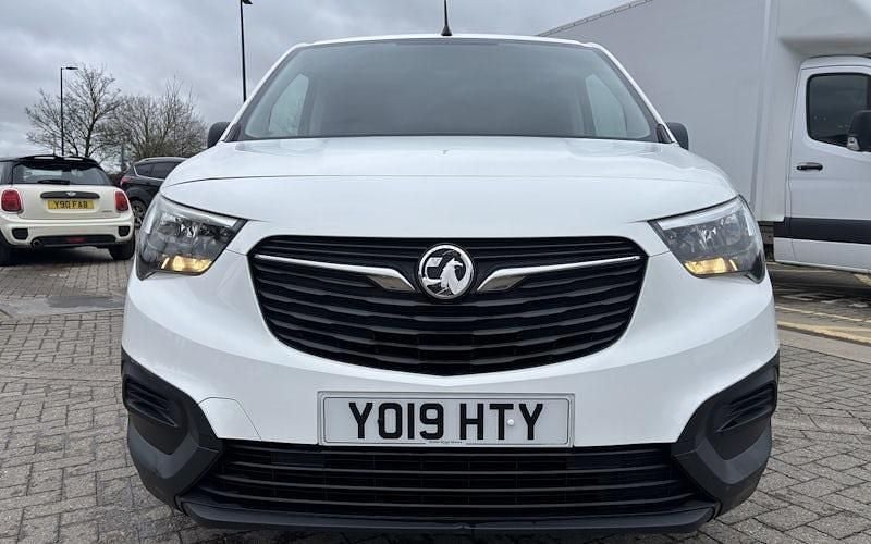 Used Vauxhall Combo Edition 102 HP (75 kW) 2019 MPV