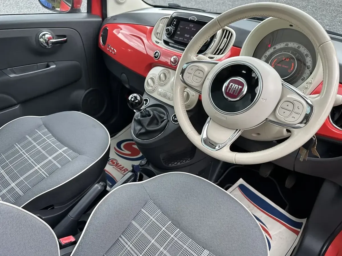 Usado Fiat 500 Lounge 69 HP (50 kW) 2016 Rosa Citadino