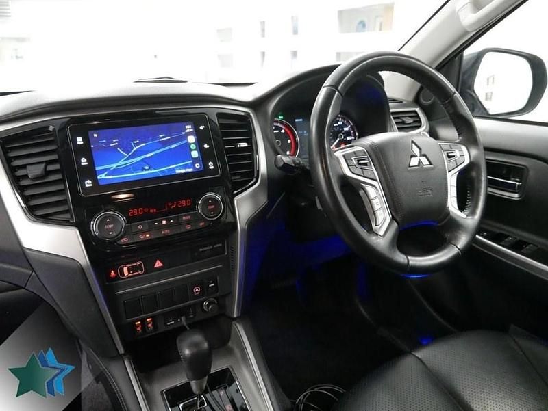 Used Mitsubishi L200 150 HP (110 kW) 2020 Blue Pickup