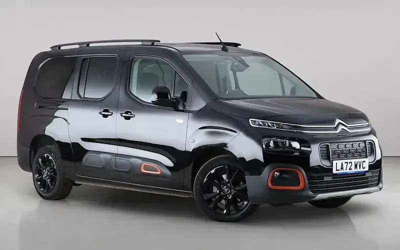 Used Citroën Berlingo XTR 131 HP (96 kW) 2023 MPV