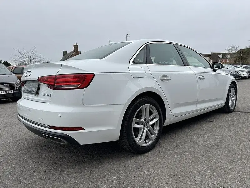 Used Audi A4 Business 2019 White Sedan