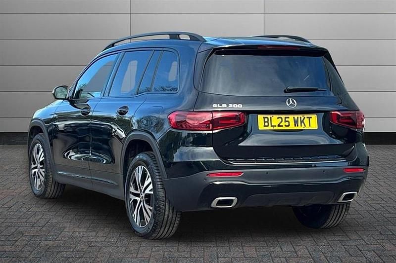 Used Mercedes GLB200 Executive 163 HP (119 kW) 2025 Cosmos black SUV