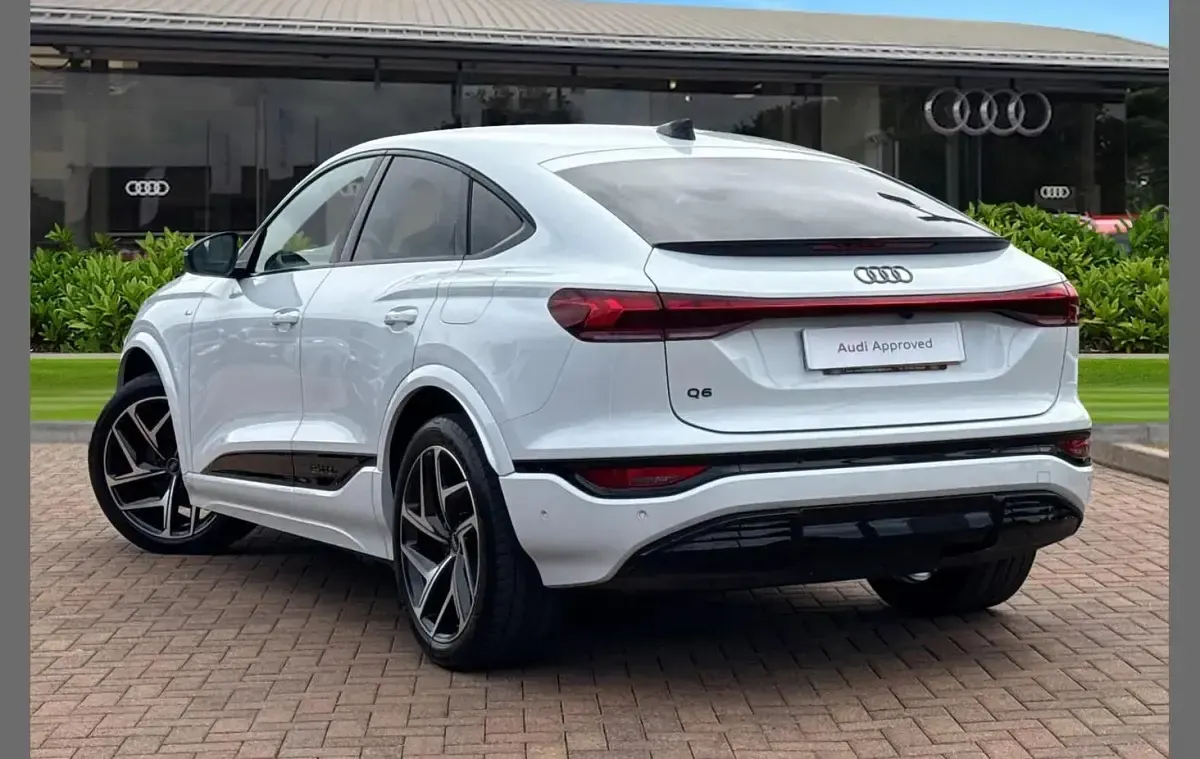 Used Audi Q6 e-tron Performance 225 kW (306 HP) 2025 White SUV