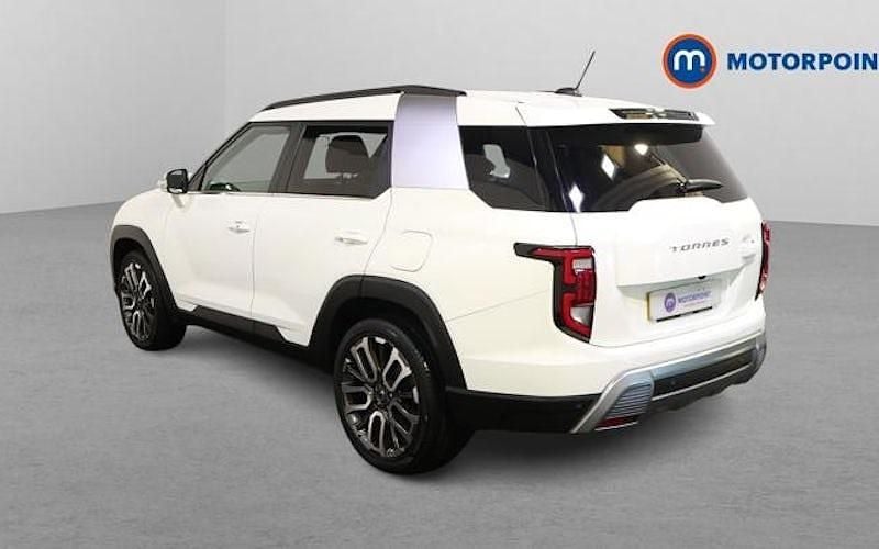 Used Ssangyong (KGM) Torres 163 HP (119 kW) 2025 White SUV
