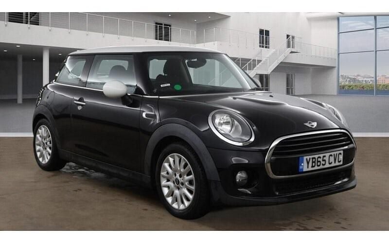 Used Mini Cooper Hatch 136 HP (100 kW) 2016 Black Hatchback
