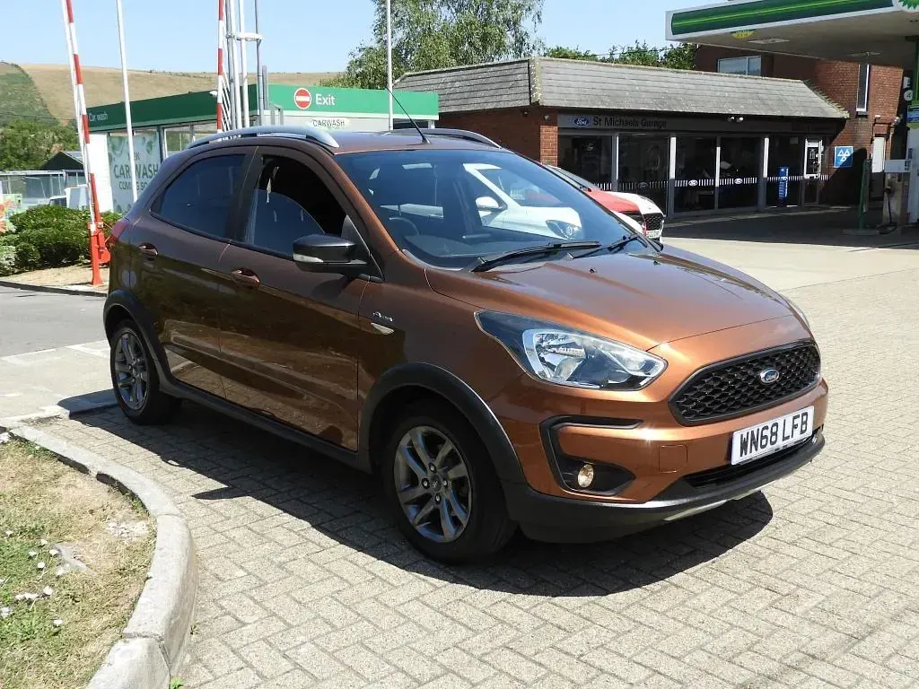 Used Ford Ka Plus Active 85 HP (62 kW) 2018 Bronze Hatchback