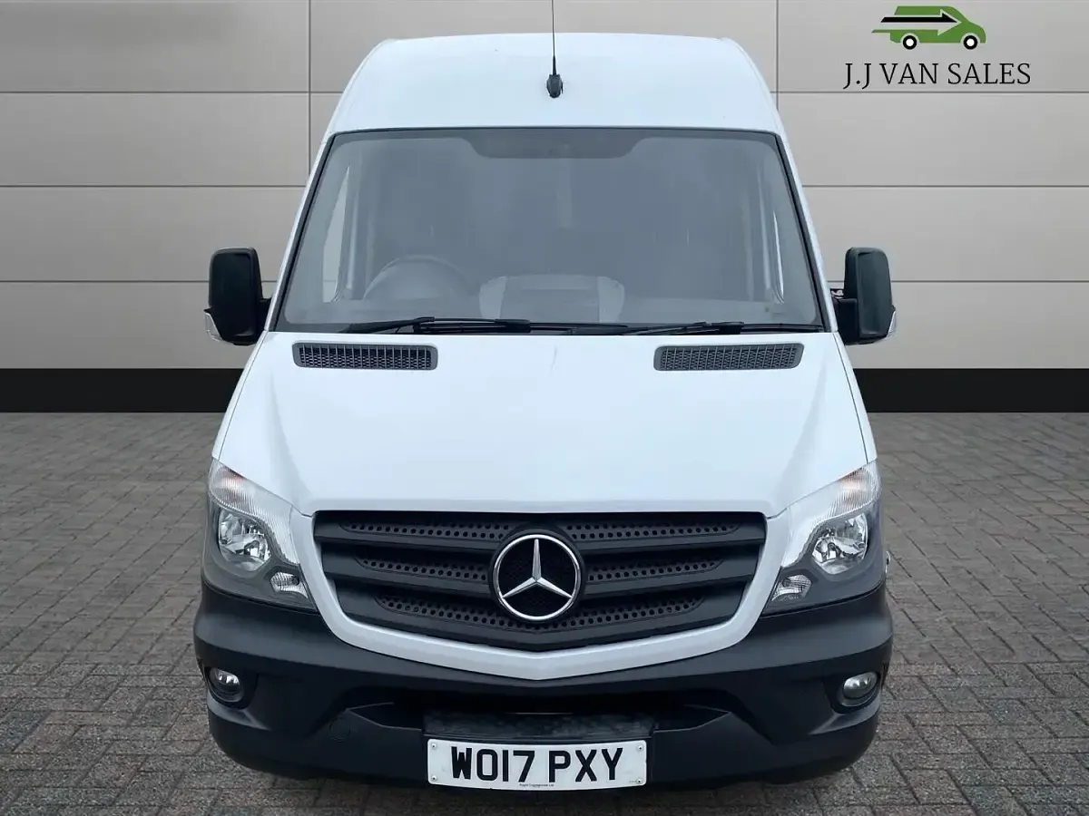 Used Mercedes Sprinter 160 HP (117 kW) 2017 White Van