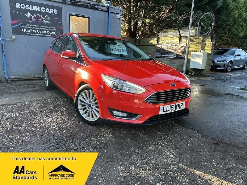 Used Ford Focus Titanium X 150 HP (110 kW) 2015 Red Hatchback