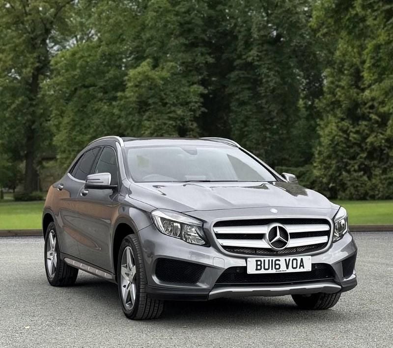 Grey Used 2016 Mercedes GLA220 AMG line SUV | £11,395 (Fair price) - Image 1/4