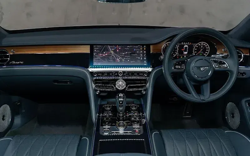 Used Bentley Flying Spur 544 HP (400 kW) 2022 Grey Sedan