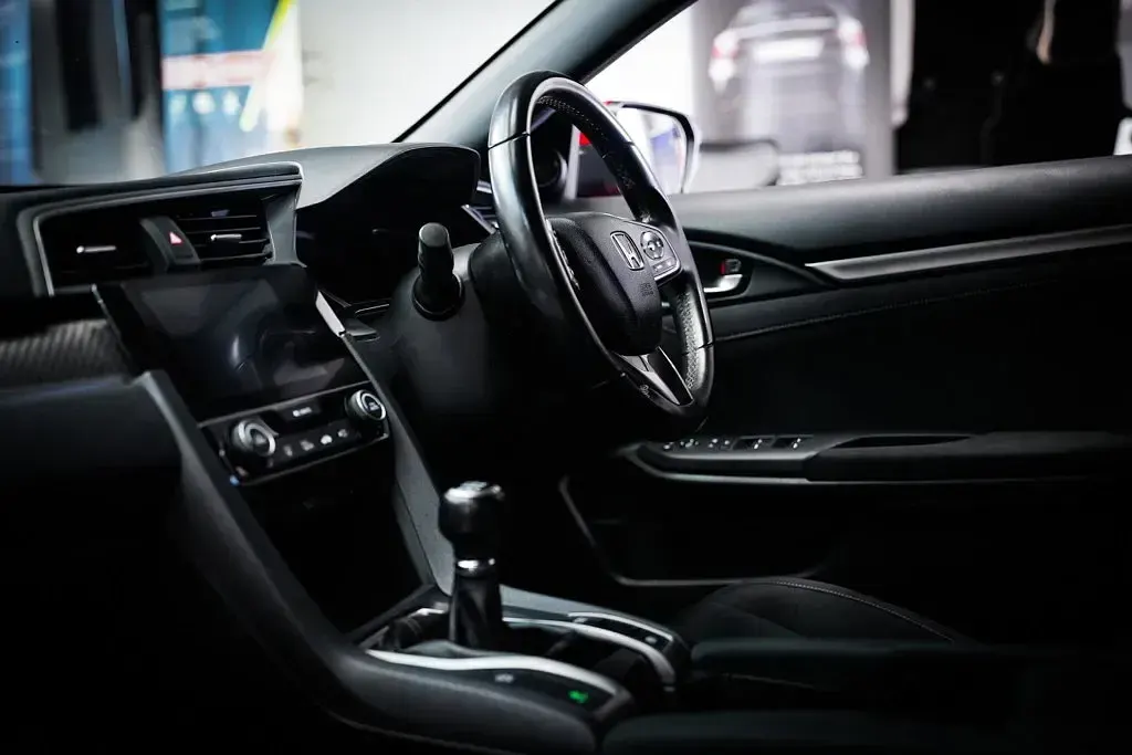 Used Honda Civic Sport 182 HP (133 kW) 2019 Red Hatchback