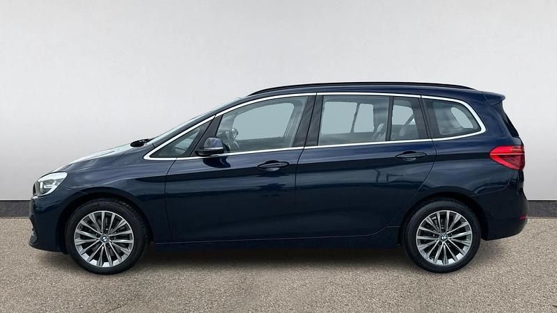 Used BMW 220 Luxury Line 192 HP (141 kW) 2019 Blue Estate