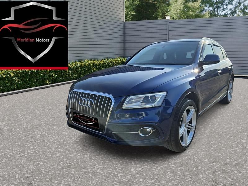 Blue Used 2015 Audi Q5 S-line plus SUV | £12,295 (Fair price) - Image 1/4
