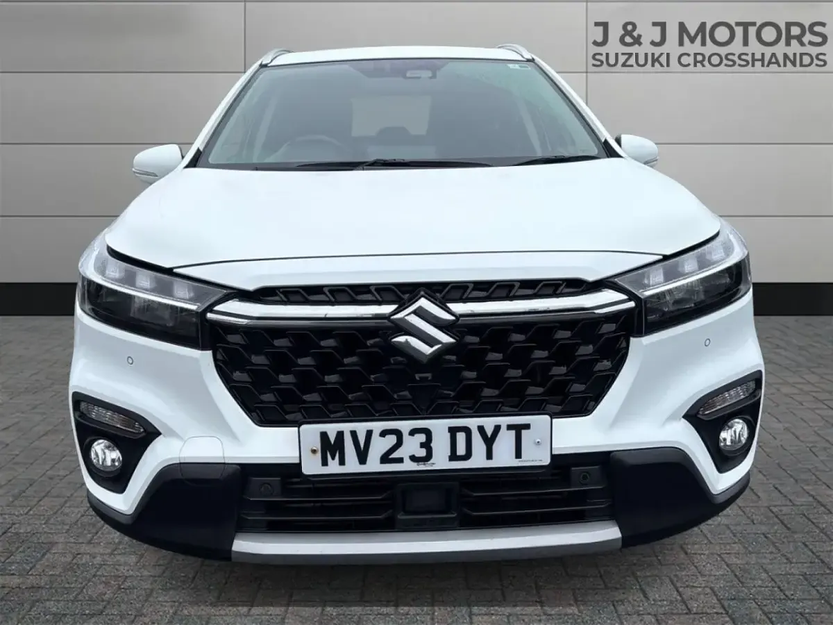 Used Suzuki SX4 S-Cross 2023 White SUV