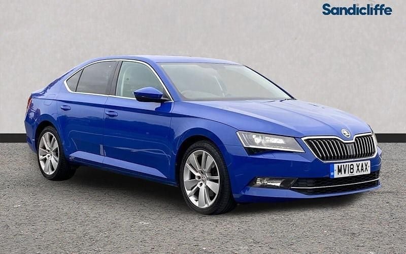 Blue Used 2018 Skoda Superb SE L Executive Hatchback | £13,447 (Good price) - Image 1/4