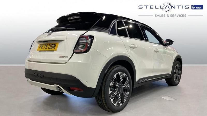 Nowe Fiat 600 La Prima 99 KM (72 kW) 2025 Biały SUV