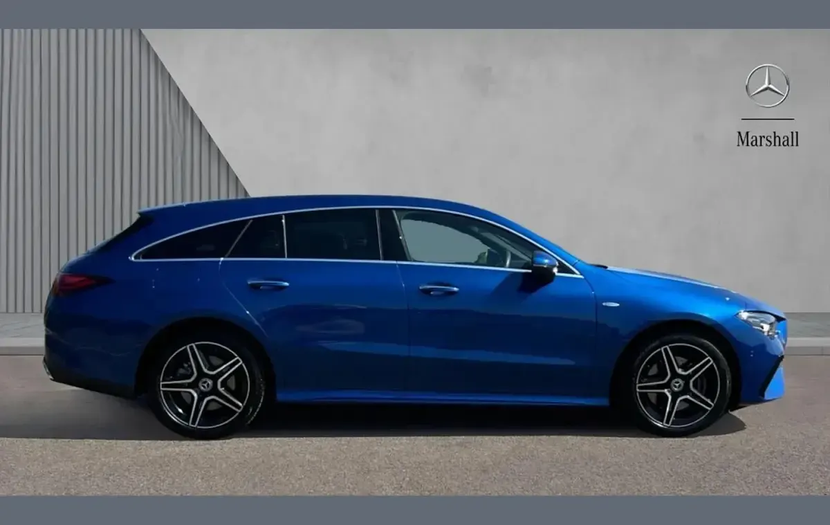 Used Mercedes CLA250 Executive 214 HP (157 kW) 2025 Blue Coupe