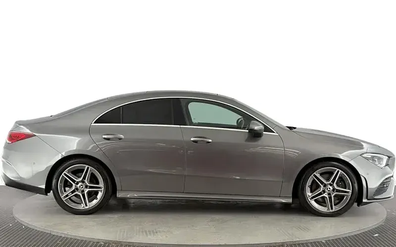 Used Mercedes CLA200 AMG Line Premium Plus 163 HP (119 kW) 2022 Sedan