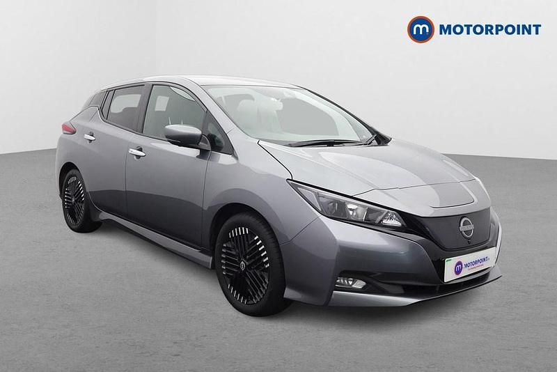 Grey Used 2022 Nissan Leaf N-Connecta Hatchback | £10,999 (Fair price) - Image 1/4