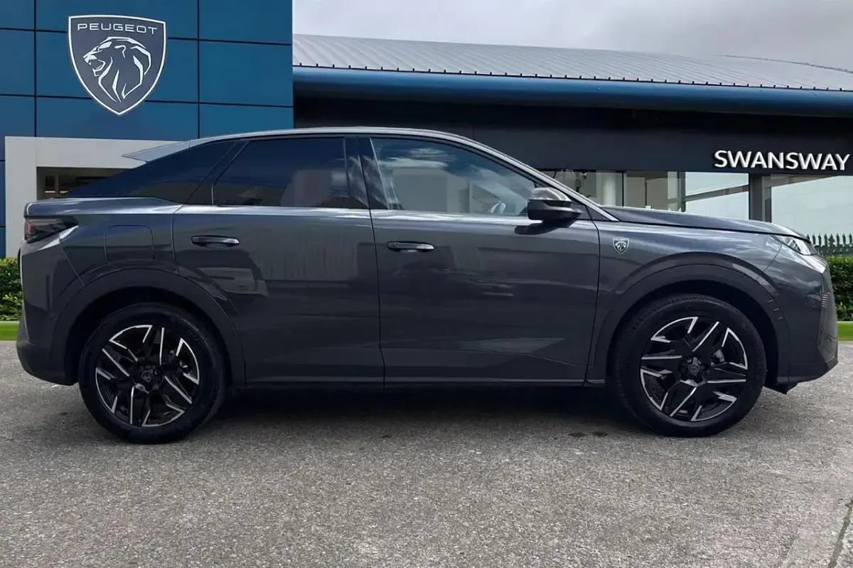 Used Peugeot 3008 GT 143 HP (105 kW) 2025 Grey SUV