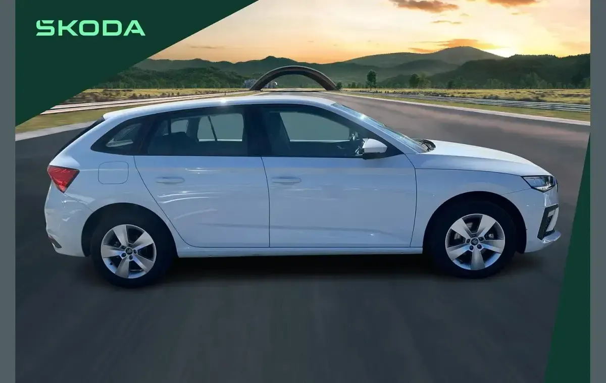 Gebraucht Skoda Scala SE 115 PS (84 kW) 2025 Weiß Kleinwagen