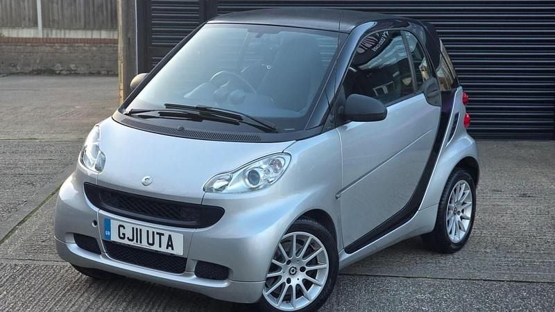 Used Smart ForTwo Coupé Passion 2011 Silver Coupe
