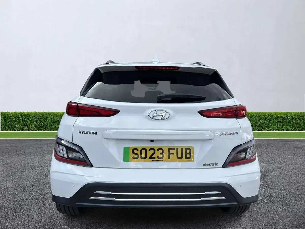Used Hyundai Kona Ultimate 150 kW (204 HP) 2023 White SUV