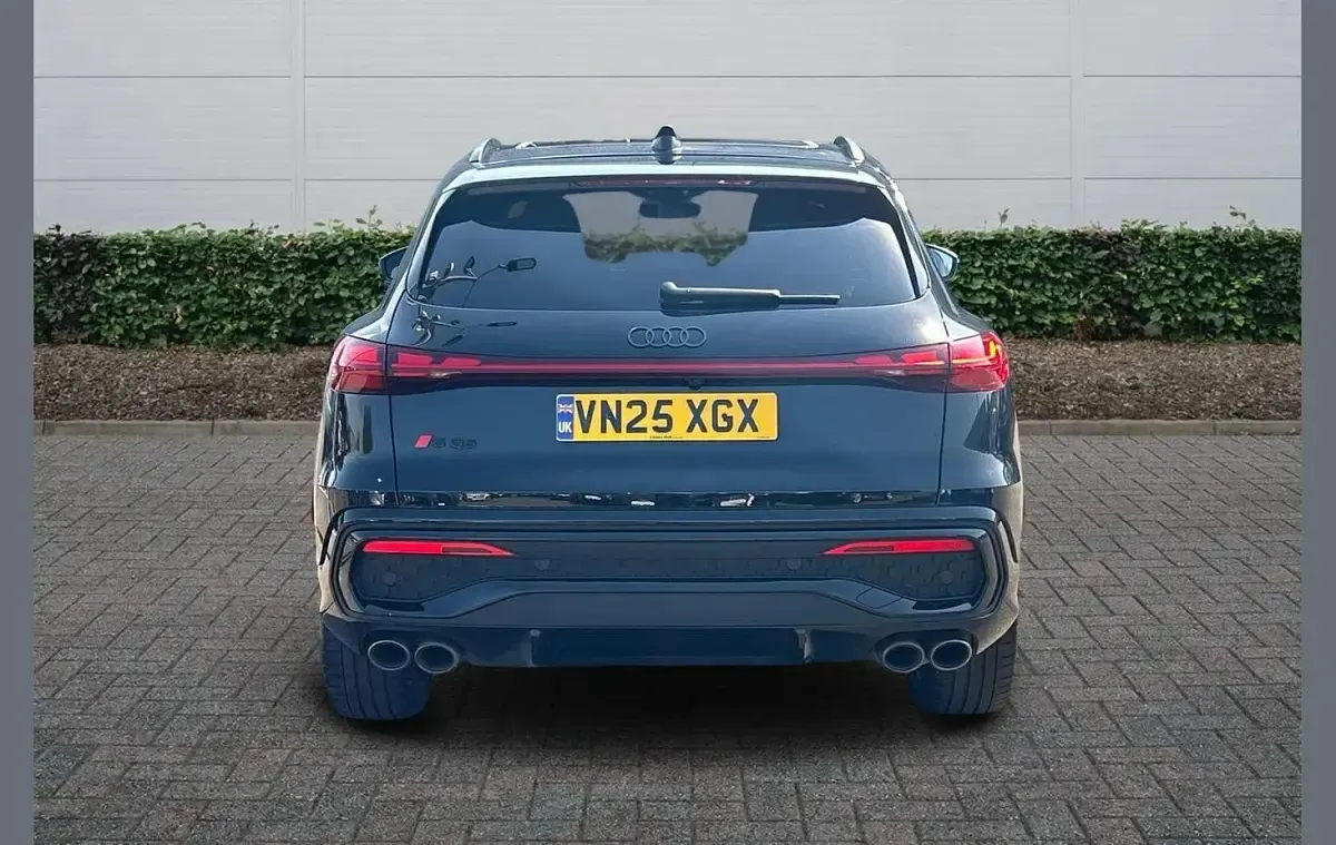 New Audi SQ5 Advanced 362 HP (266 kW) 2025 Black SUV
