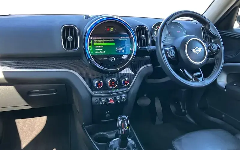 Usado Mini Cooper S Exclusive 178 HP (130 kW) 2022 Citadino