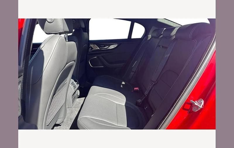 Used Jaguar XE R-Dynamic 250 HP (183 kW) 2024 Red Sedan