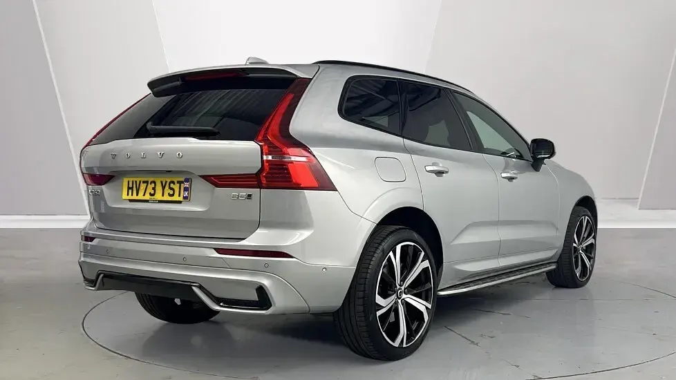 Used Volvo XC60 Ultimate 2023 Silver SUV