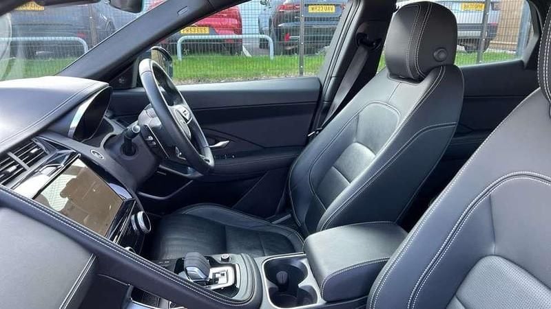 Used Jaguar E-Pace R-Dynamic 204 HP (150 kW) 2023 Metallic  portofino blue SUV