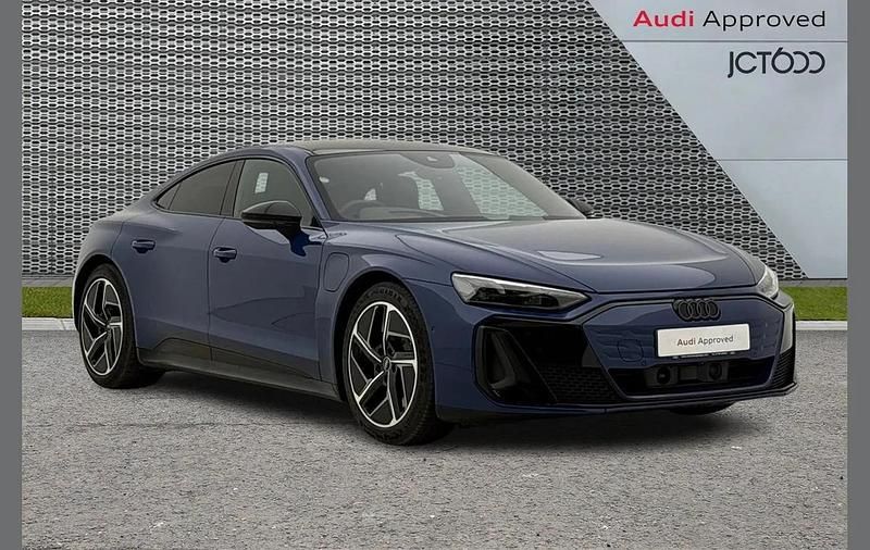 Used Audi e-tron GT quattro Comfort 434 kW (591 HP) 2025 Blue Sedan