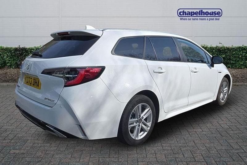 Used Suzuki Swace 140 HP (102 kW) 2023 White Estate