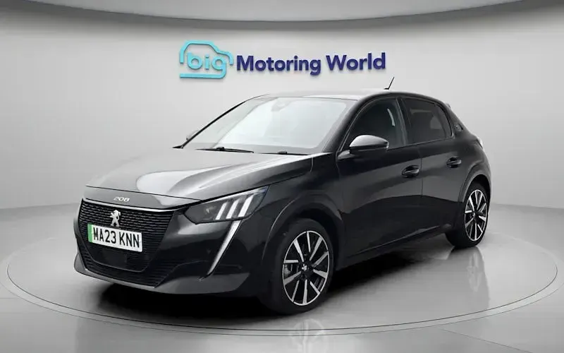 Used Peugeot e-208 GT 100 kW (136 HP) 2023 Black Hatchback