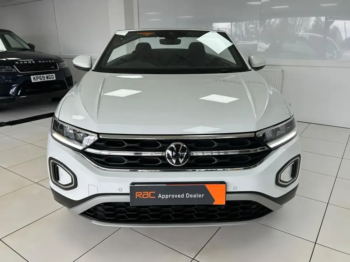 Usado VW T-Roc Cabriolet Style 150 CV (110 kW) 2023 Blanco Descapotable